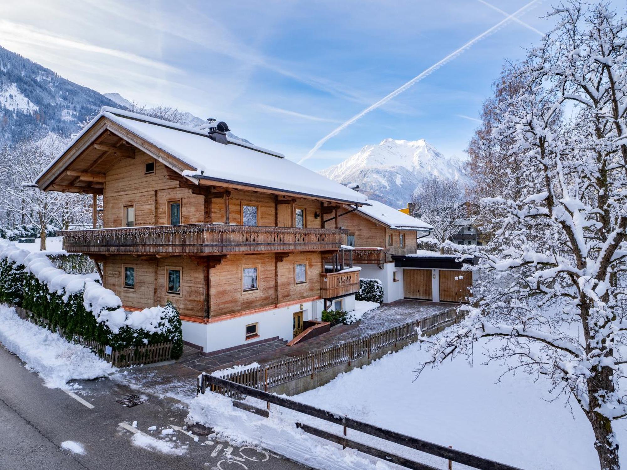 Chalet - Appartements Julitta Apartment Mayrhofen